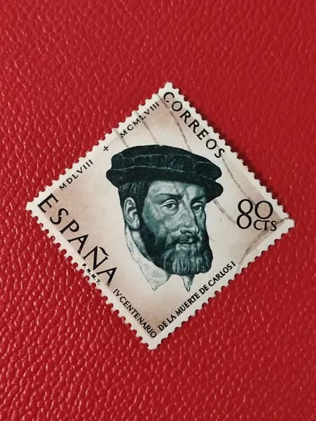 Марки Испания 1958. 400-я годовщина со дня смерти короля Карла I. См. фото. След наклейки