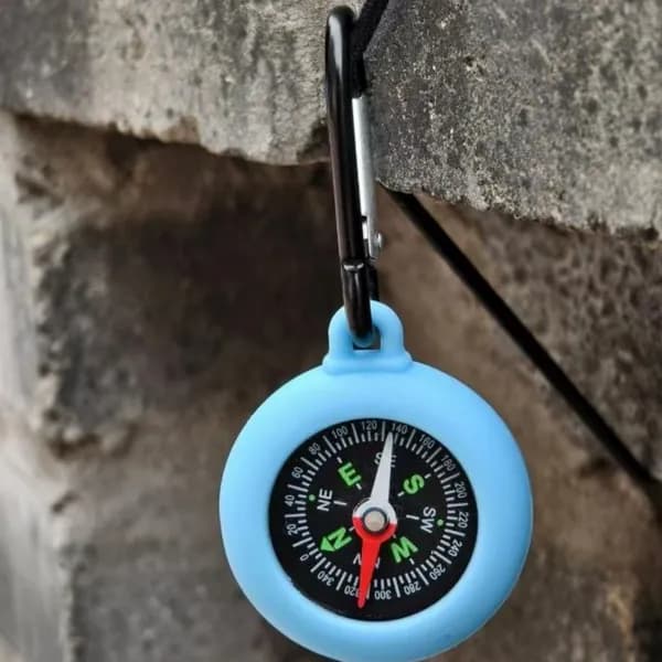 Компас для выживания на природе с карабином