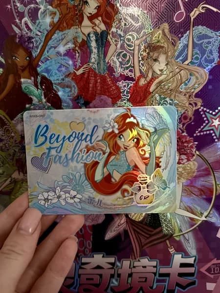 Коллекционная карточка винкс Winx ранг CR духи Блум 2025