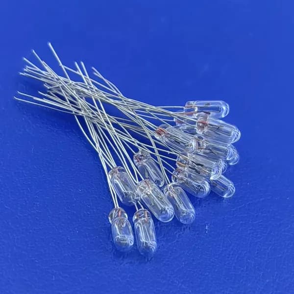 Лот 20 штук Миниатюрная лампа 3mm 12V 60mA , выводы под пайку луженые (арт.78246)