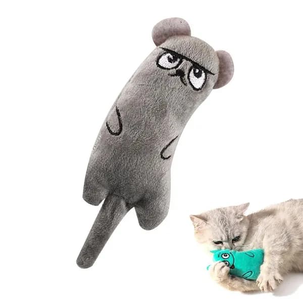 Игрушечная кошка с мультяшным выражением мордочки