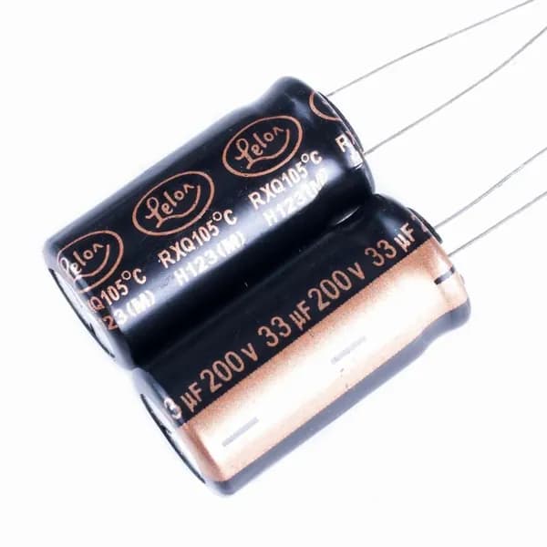 2шт.Конденсатор 200В-33мкФ (33uF-200V, 10x20мм)