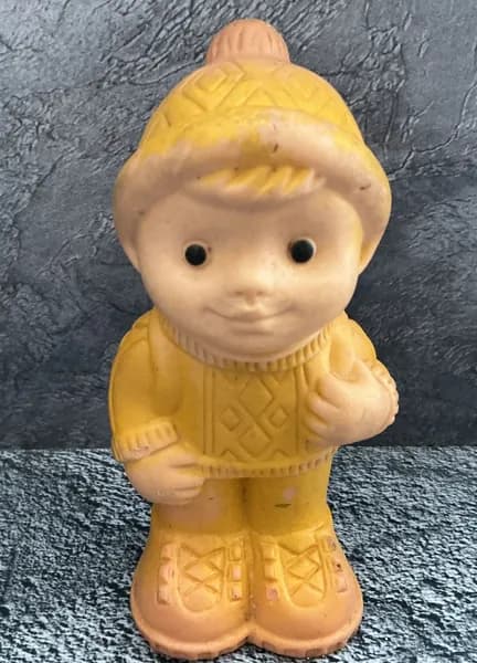 Винтажная - коллекционная резиновая игрушка СССР - Турист