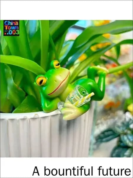 Фигурка садовая