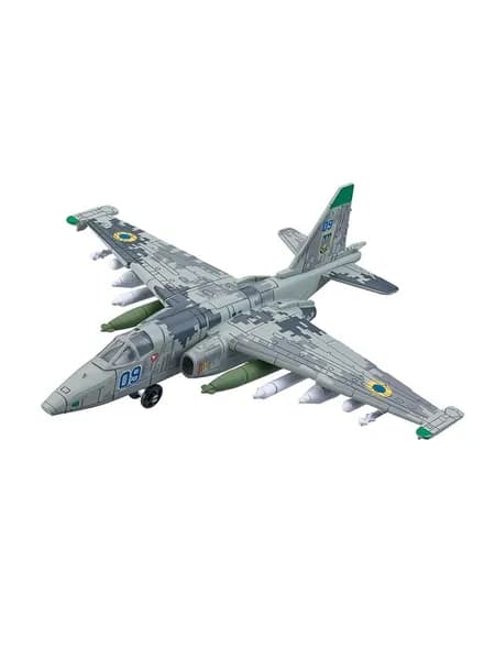 Сборная модель штурмовика Су-25 Грач, 1:72, высокая детализация