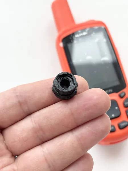 Заглушка разъема антенны GPS навигатора Garmin Alpha 50