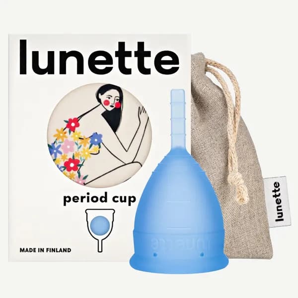 Менструальная чаша Lunette синяя Model 1 размер S