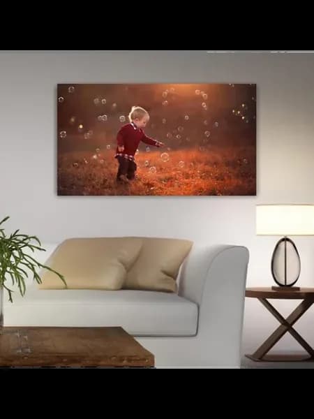 Картина на холсте, 60x110, Мальчик боке мыльные пузыри