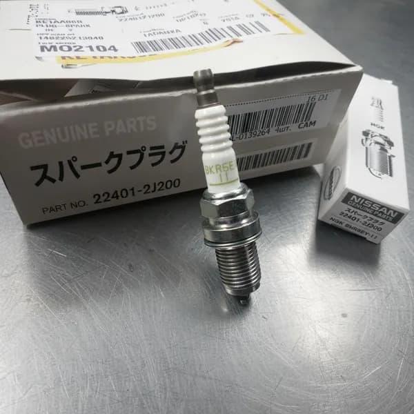 Свеча зажигания "NISSAN" NGK BKR5EY11 22401-2J200
