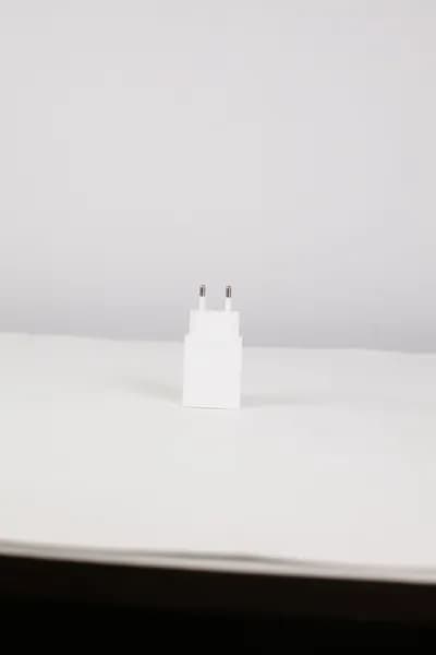 Сетевой адаптер питания 1 USB 3 А