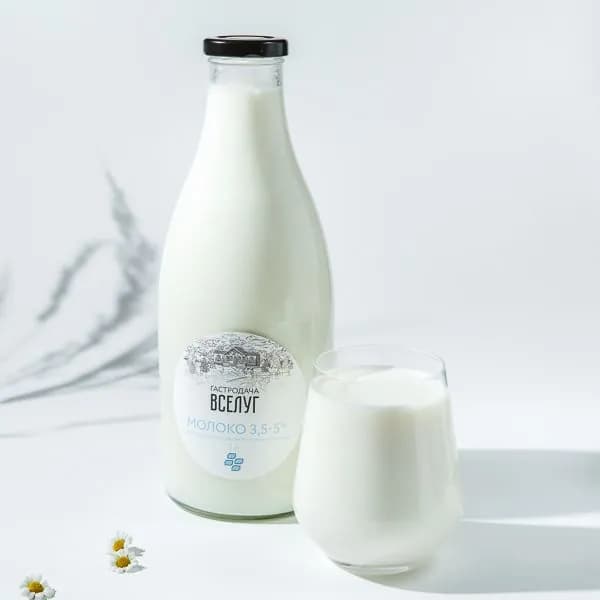 Молоко питьевое пастеризованное коровье с м.д.ж 3,5-5% 1л