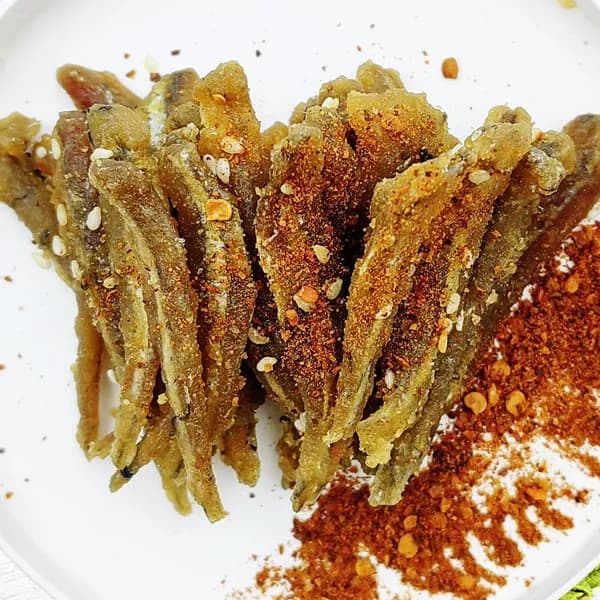 Закуска к пиву, анчоусы, пряные, сладко-острые, морские, сушеные, для перекуса