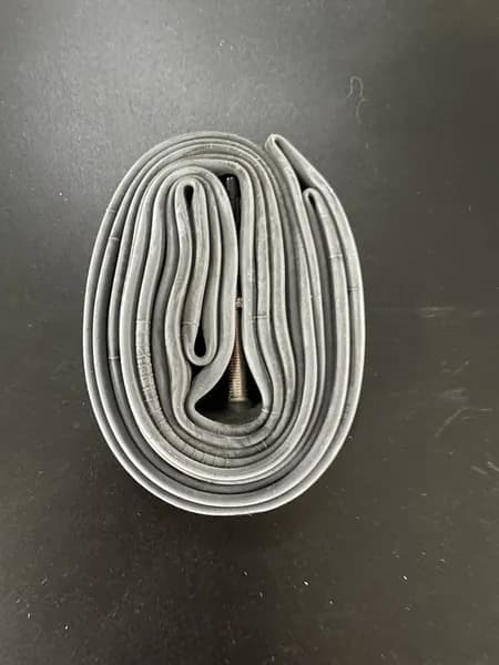 Камера для велосипеда диаметр 28 ARISUN 700x18/25C Presta60