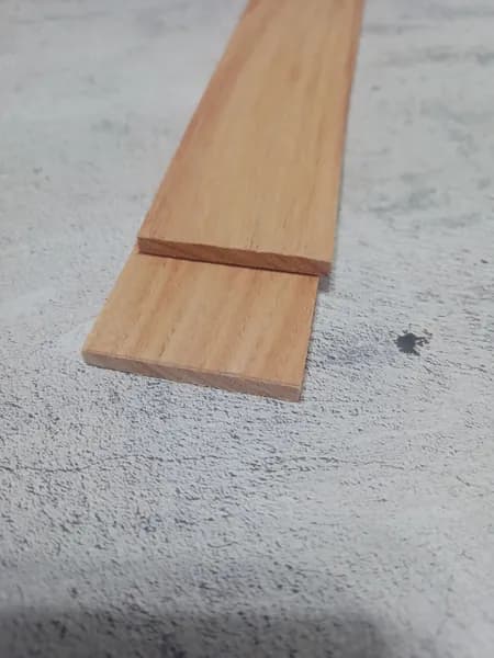 Рейки из акации 5х45х250