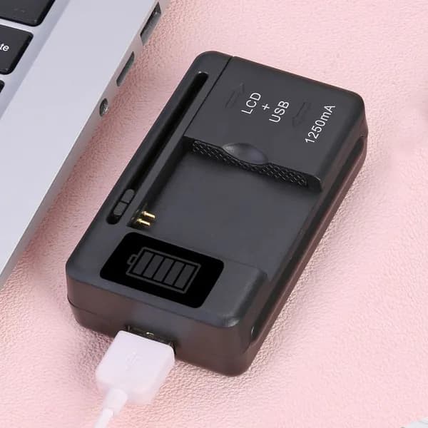 Универсальное зарядное устройство USB с ЖК-дисплеем для литиевых аккумуляторов