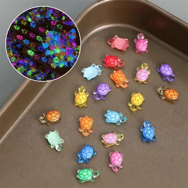 100 шт, 0.8CM ,светящиеся черепашки из смолы для дизайна ногтей