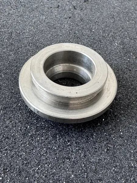 Шайба упорная винта F25-04000024