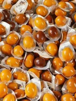 Перепелиные яйца52 штуки