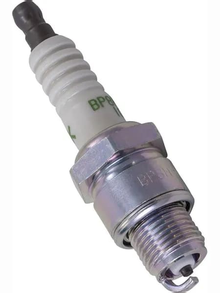 Свеча зажигания NGK BP8HN-10