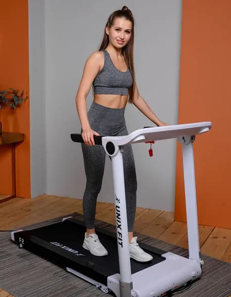 Беговая дорожка для дома UNIX Fit высокотехнологичная / Hi-tech F2 холодный белый складная, бесконтактное управление, пиковая мощность 3 л.с. до 120 кг, скорость 0.8-16 км/ч, угол наклона 0-15%