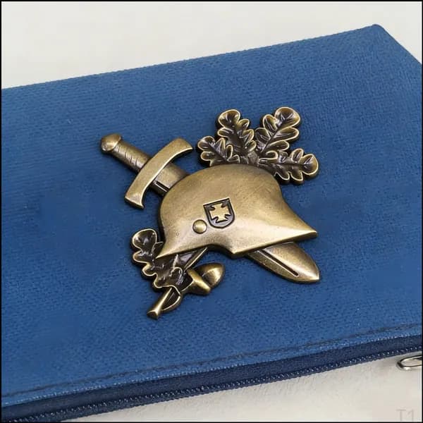 Значок / Шлем Германии Вторая мировая война, винтажная реплика, милитари аксессуар