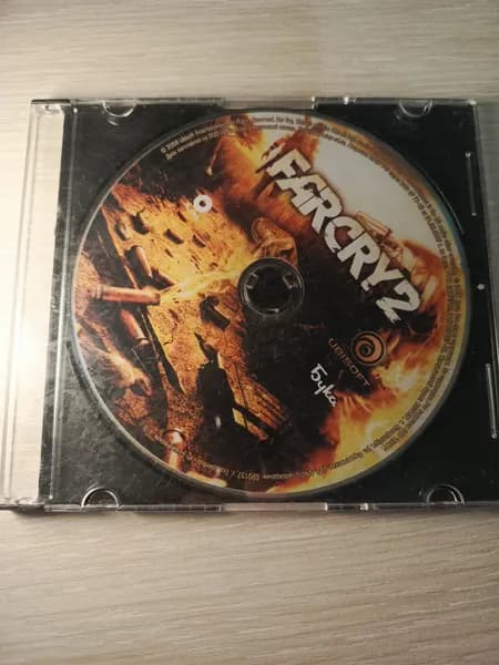 Диск с винтажной игрой для слабого ПК Farcry 2