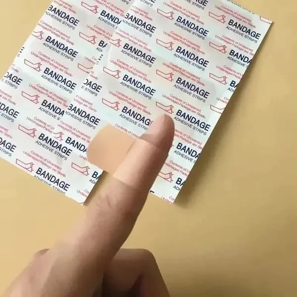 50 прозрачных квадратных пластырей