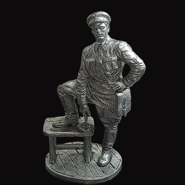 Коллекционная фигурка EK Castings Офицер Госбезопасности НКВД, 1939-43гг. СССР