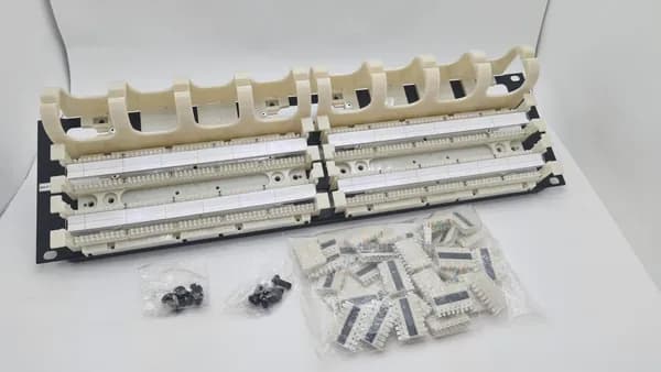 Коммутационная кроссовая патч-панель Eurolan, 19", 28D-U5-2HWT, тип 110, 19" категории 5е, 3U, 200 пар, с органайзером