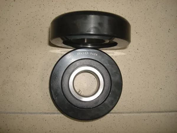 Ролик мачты 102,5х35х28/21 TCM FB15-V