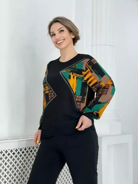 Женский свитер на пуговицах