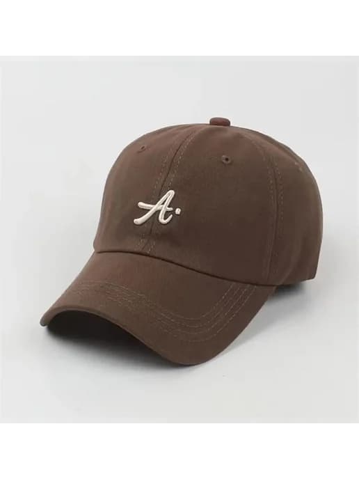 Коричневая бейсболка с вышивкой "A"