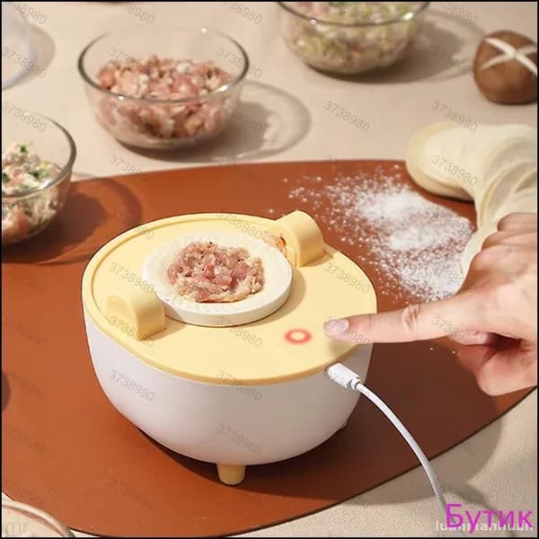 Многофункциональный бестселлер для кухни: электрическая машина с формами для экструзии лапши и пельменей, оснащенная пылезащитной крышкой, предназначена для домашнего хозяйства и ресторана