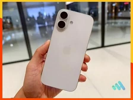 Модель смартфона iPhone 17 базовая версия демонстрационный экземпляр(Белый)