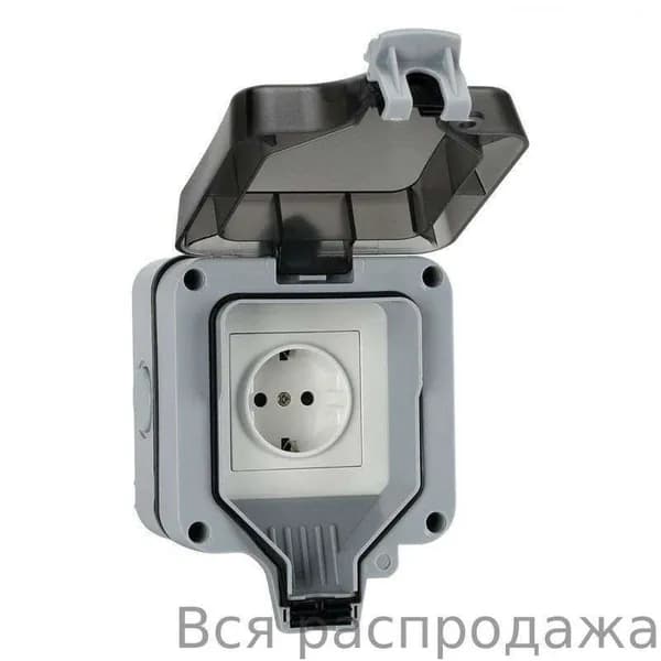 Розетка уличная влагозащищенная с крышкой для дачи и сада