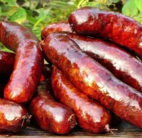 Колбаса копченая медвежья в/уп 1кг. (+/- 100г). 4шт.