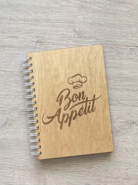 Кулинарная книга рецептов "Bon Appetit" с деревянной обложкой / поваренная / ручная работа /