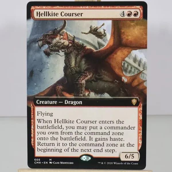 Высококачественная игровая карта Magic The Gathering, подходящая для семейных и дружеских посиделок, поставляется в прозрачном наборе.