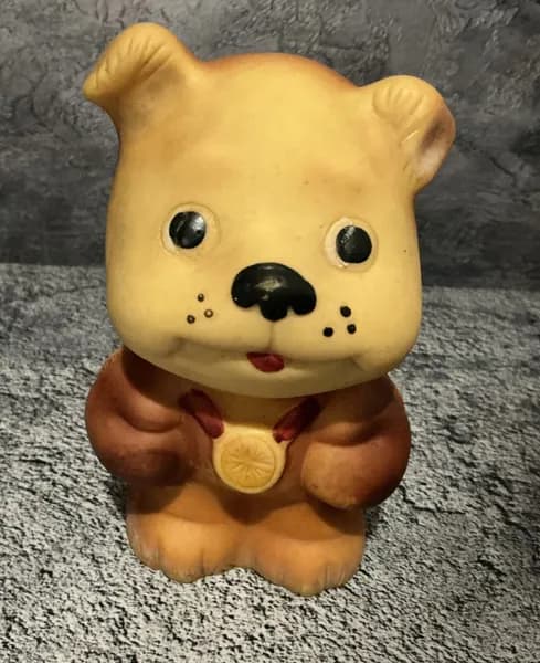 Винтажная резиновая игрушка СССР Чемпион