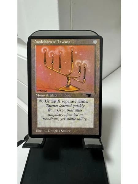 Высококачественная игровая карта Magic The Gathering, подходящая для семейных и дружеских посиделок, поставляется в прозрачном наборе.